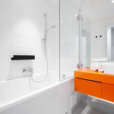 Poziom 511 Jura Wellness & فندق أوغرودجينيتس
