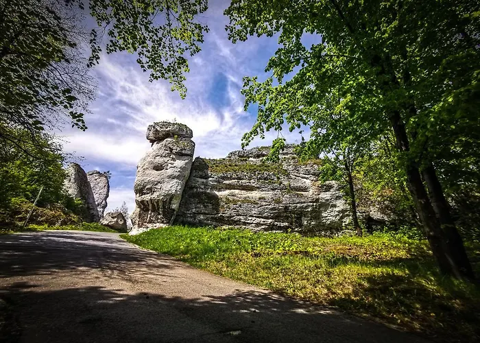 Poziom 511 Jura Wellness & 4* Ogrodzieniec