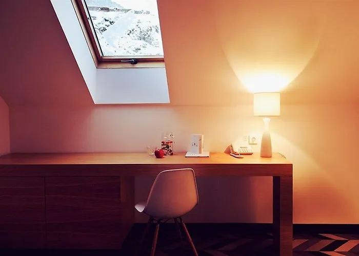 Poziom 511 Jura Wellness & 4* Ogrodzieniec